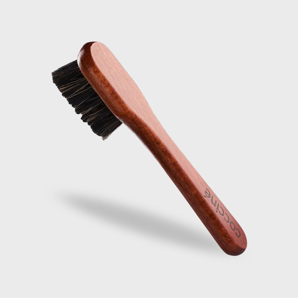 Perie cu par de cal si maner din lemn - Coccine