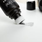 Solutie neagra concentrata Coccine pentru repararea vizuala a zgarieturilor de pe pantofi sport